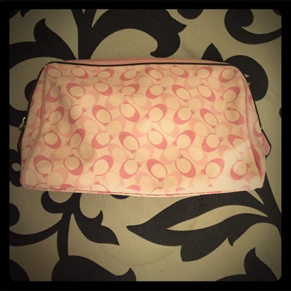 Authentic Coach Makeup Bag 💄